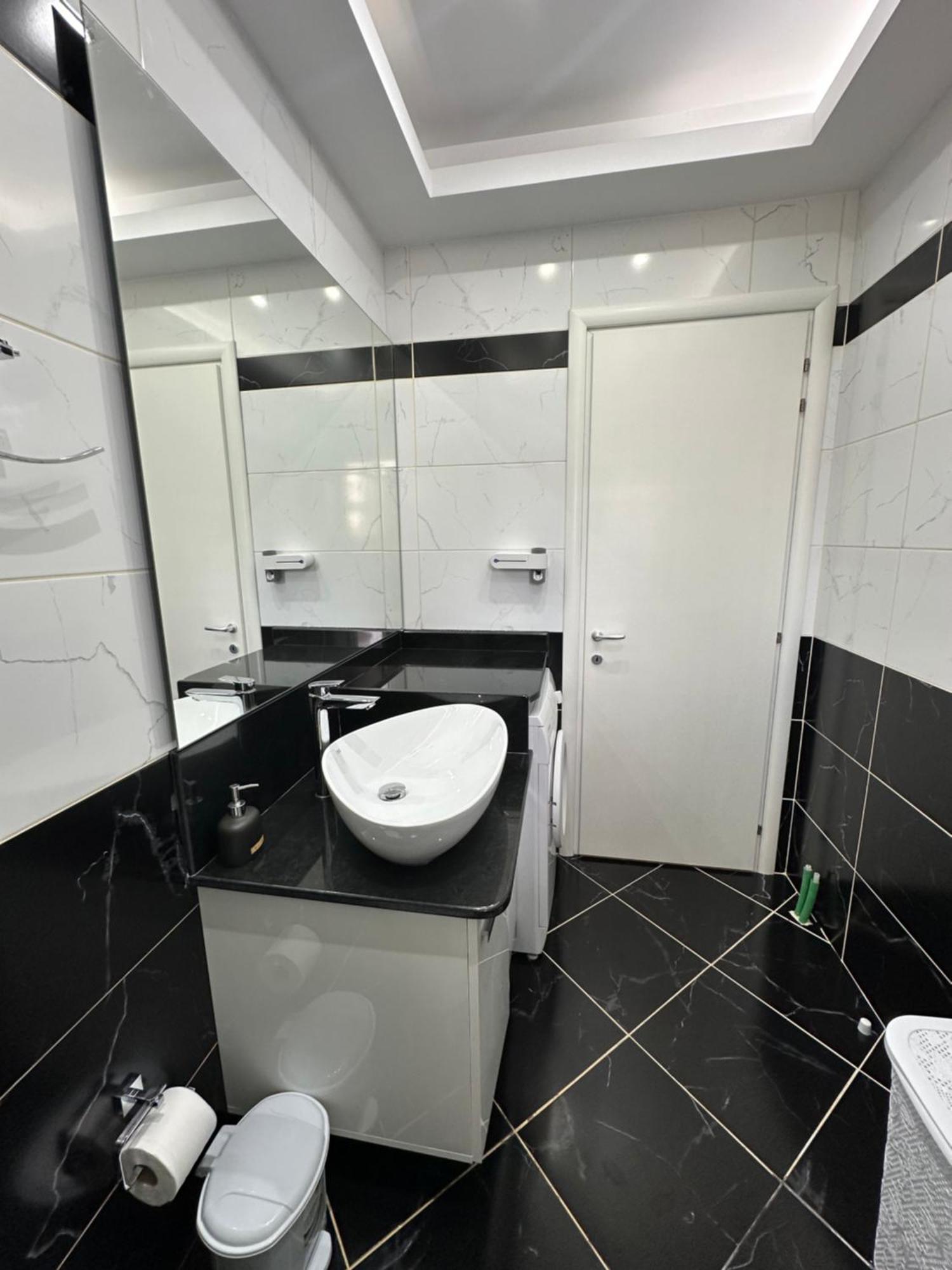 Appartement Luxy Coral Aparts à Saranda Extérieur photo