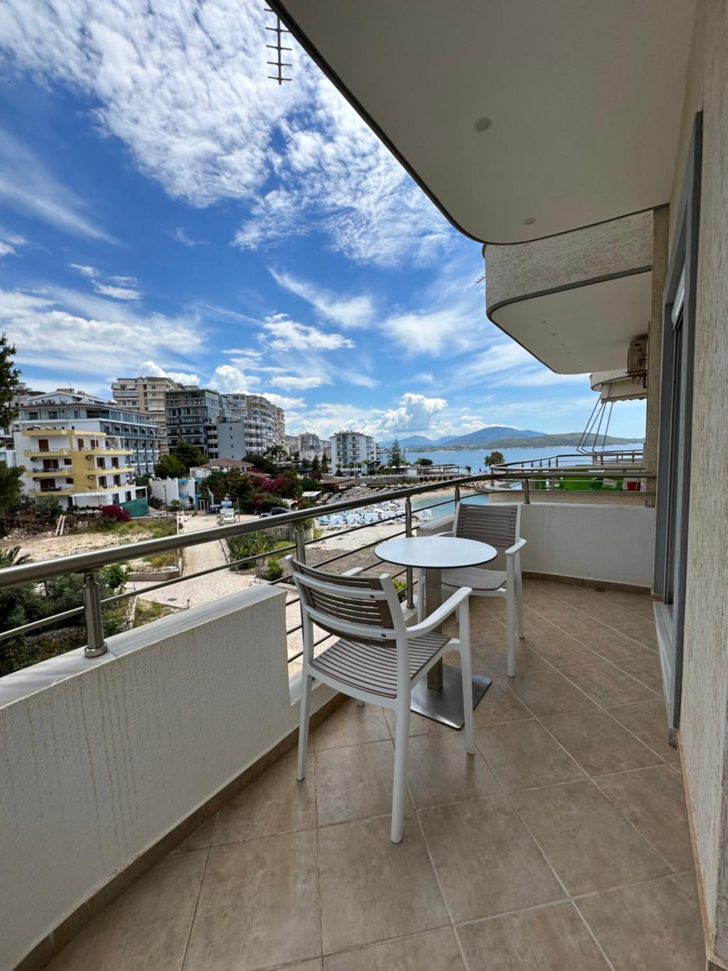 Appartement Luxy Coral Aparts à Saranda Extérieur photo